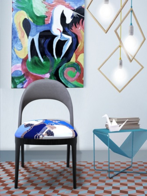 EQUESTRIAN CHAIR